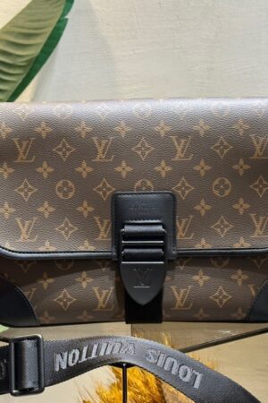 LV Archy Messenger GM Bag