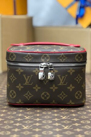 LV nice mini Vanity