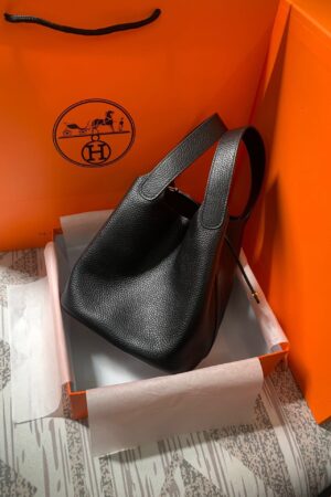 Hermes Picotin Lock 18 Bag -- Black