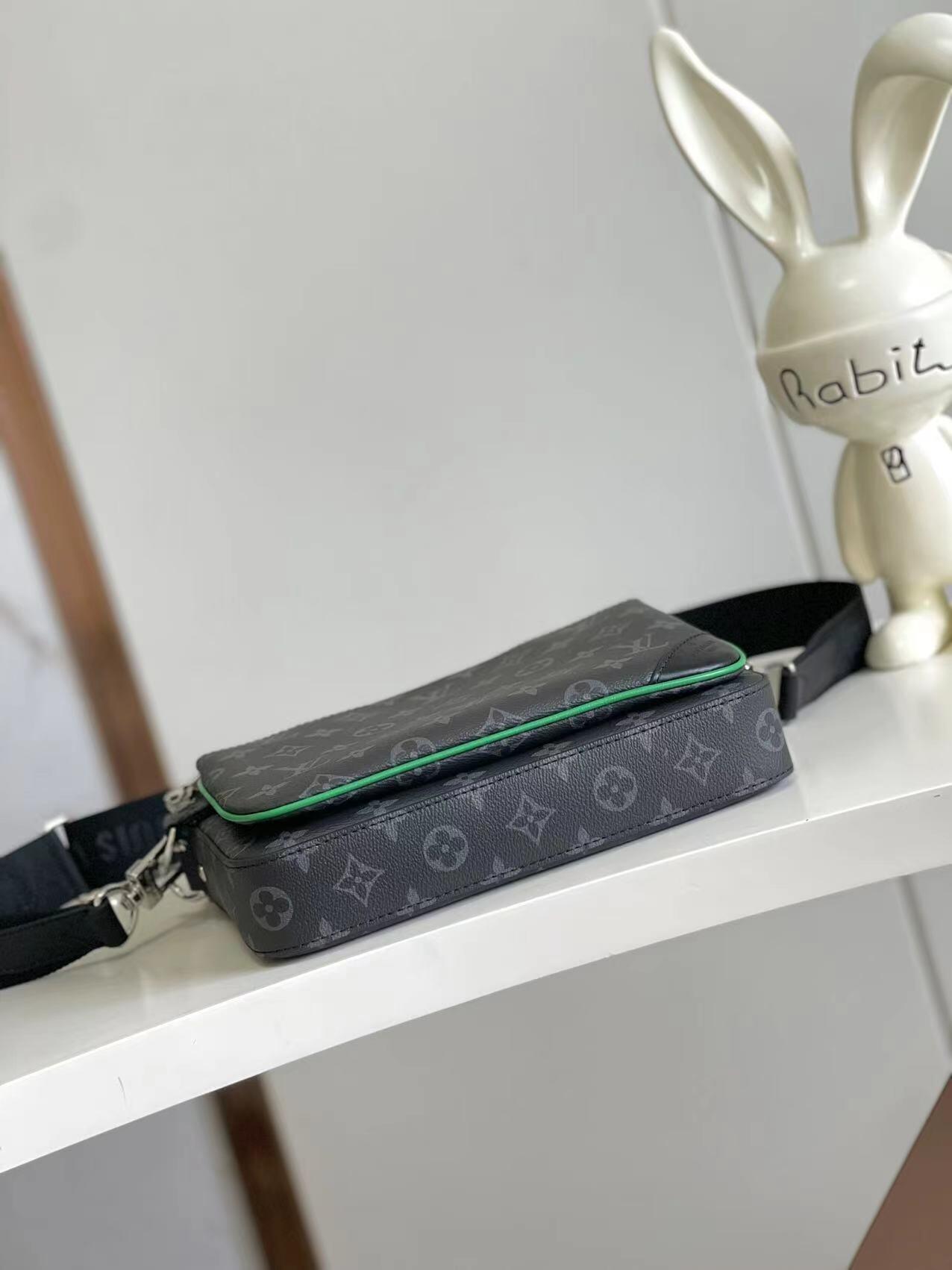 LV Trio Messenger Bag - Image 4