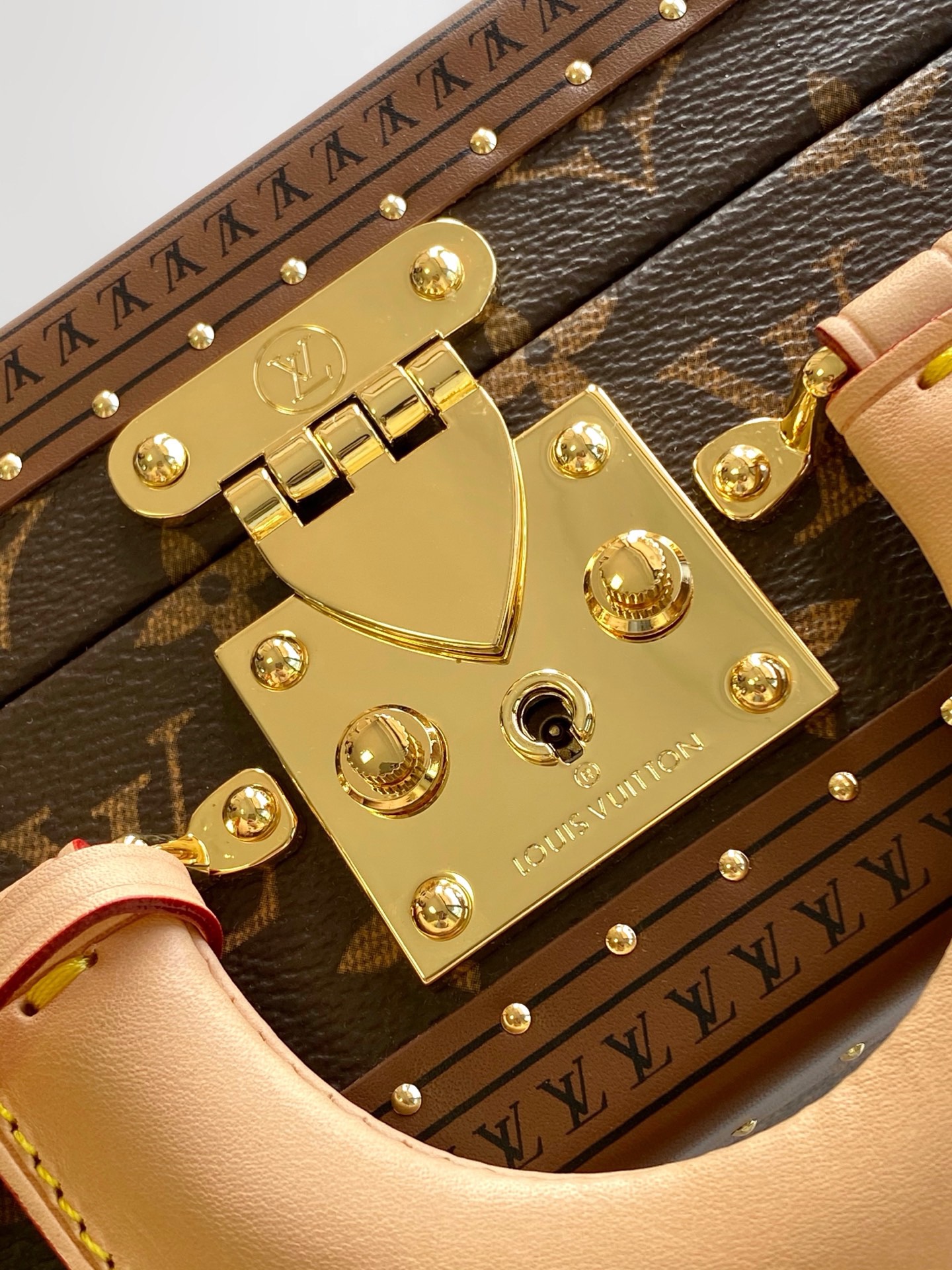 LV Petite Valise Trunk - Image 5