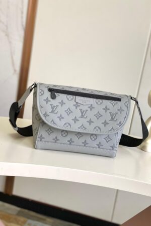 LV Pulse Messenger Bag -- Gray