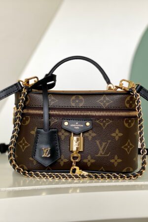 LV Vanity Chain Pouch