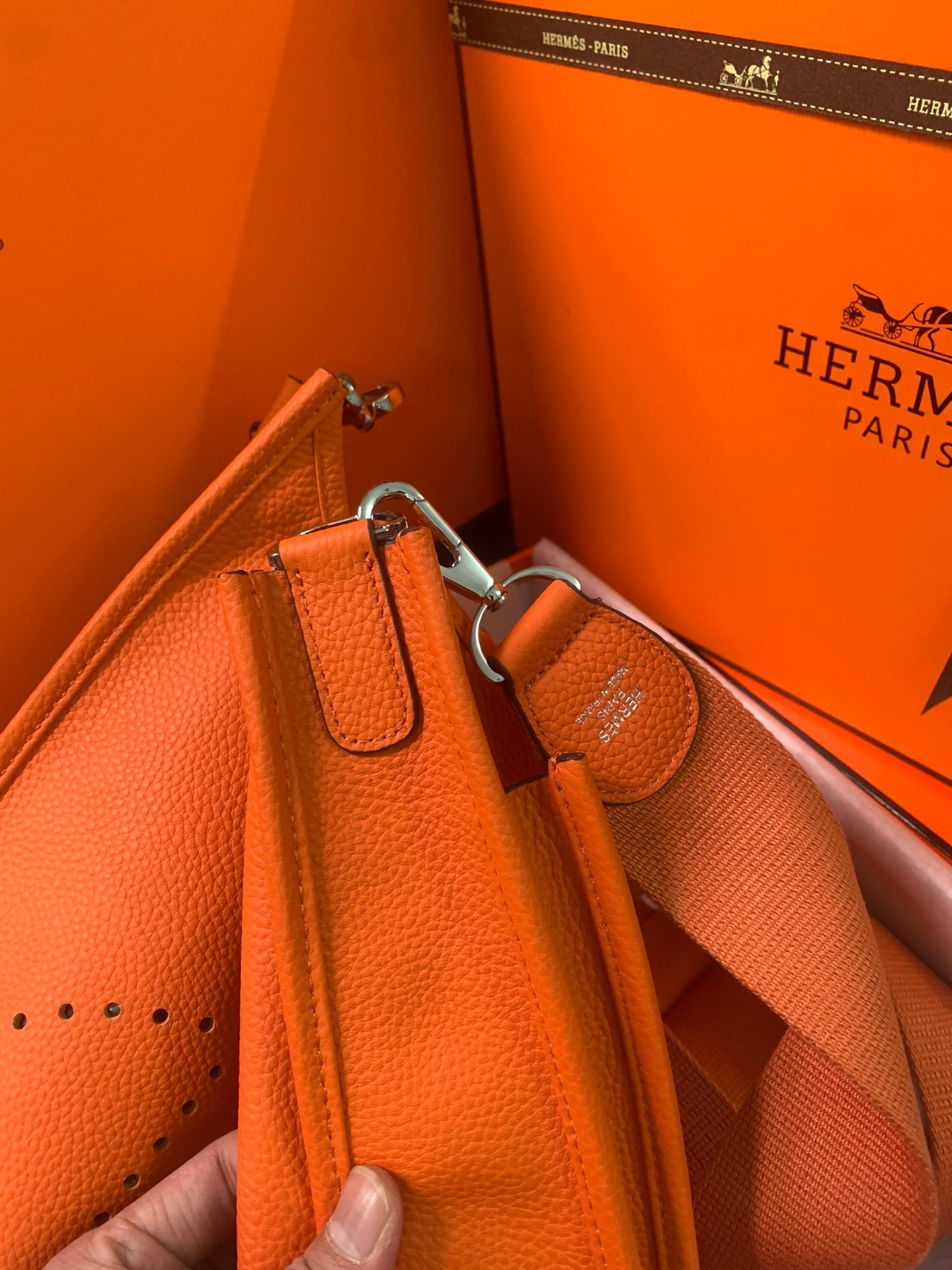 Hermes Evelyne III Bag - Image 6