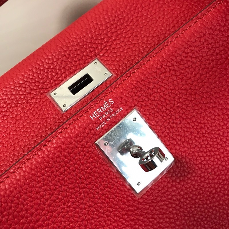 Hermès Kelly Bag -- Red - Image 4